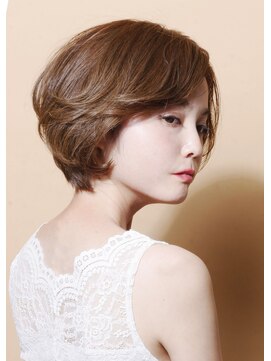 アンダートゥリー(_TREE) 大人レイヤーボブ「シュア×抜け感」【表参道】