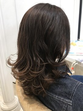 ヘアーアンドメイク アムール(hair&make Amour) 大人女子レイヤーロング