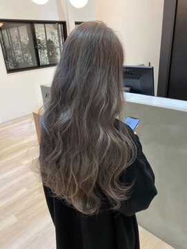 チェレ ロッソ 金剛店(Chere rosso) ワタナベ　ヒトシのカラー×シルバーグレージュ