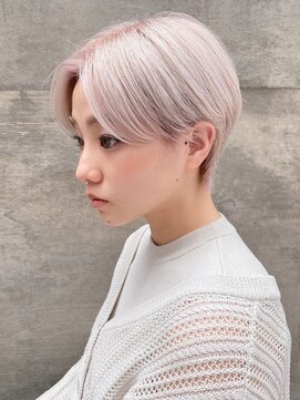 ピークアブー 銀座並木通り(PEEK-A-BOO) 【骨格補正】ハンサムショート×ケアブリーチのホワイトカラー