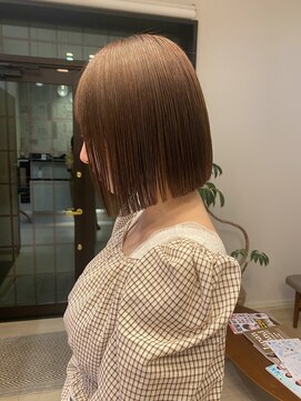 ヴィヴェンテ(VIVENTE.) moca beige × ぱつっとBob