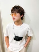 シツ(situ) メンズアンニュイパーマ