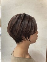 ショートボブ