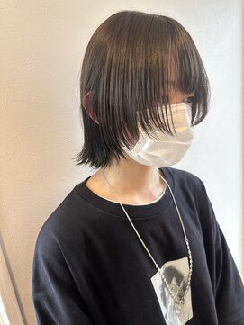 ホワイト(WHITE HAIR@NICOLA) ウルフボブ