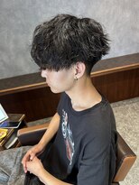 グラフィーサッポロ(Graphy sapporo) 10代　20代　メンズヘア　波巻き　ツイスパ　マッシュ　刈り上げ
