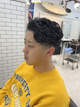 ユイマァルスロウ(YUIMARL SLOW) ウェーブオールバックスタイル