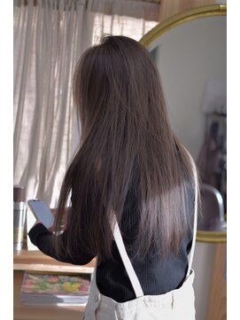 ダラ(DARA) 【ハイライトカラー】透明感×こなれアッシュ