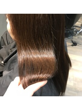 リリーズ 亀有(Lilly's) ~ 新発想の次世代架橋 ~『LiLLy's亀有 オリジナル髪質改善Tr』