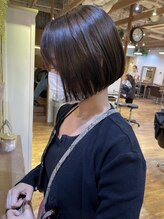 シキ(SHIKI) カットラインが可愛いボブ♪