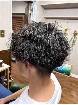 リアンヘアー(LIEN HAIR) 波巻きセンターパート