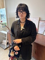 ヘアーアイストゥーレ(HAIR ICI TRE) ボブパーマブリーチなしブラウンミニボブレイヤーパーマオリーブ