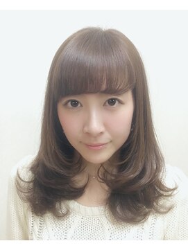 プリーム ヘアー(Pleame hair) アッシュベージュ×ミディアム