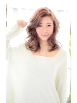 キサ ファータ 恵比寿(kisa fata) [オージュアサロン/恵比寿]ラフカールミディ