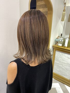 ロンドアベニール 北千住(Lond avenir) ナチュラルグラデーション☆ミルクティーベージュ　西田大樹