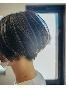 ヘアラウンジ キッサコ(HAIR LOUNGE Kiss A Co.) ハイライト×グレー