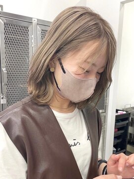 ウィコ 新宿(WICO) ミルクティーグレージュ[新宿駅/アースカラー/ツートーンカラー]