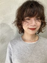 マハナ(Mahana by hair)&nbsp;20代30代40代鎌倉パーマスタイルウルフパーマミディアムパーマ