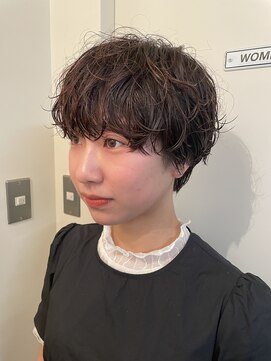 ノラキチジョウジ(NORA KICHIJOJI) ウルフボブロングレイヤー耳かけフェイスレイヤーレイヤーボブ
