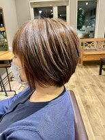 エア(ea)&nbsp;手グシで簡単にまとまる♪ショートボブ☆