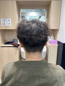 リバティシェアバーバー 銀座(LIBERTY SHARE BARBER) 【メンズパーマ】大人波巻きおしゃパーマ