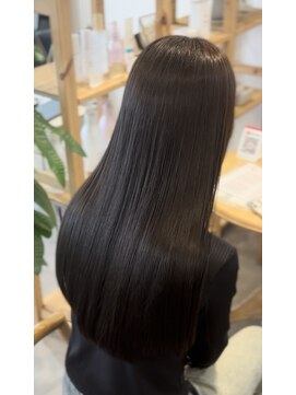 ソラ(SORA.) 大人可愛い艶髪グレージュ