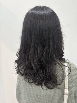 リル(Lill) コテ巻き風デジタルパーマ【豊橋】