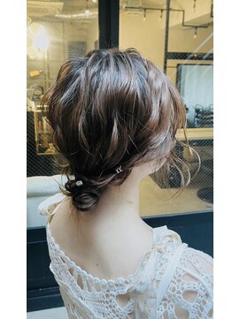 サロン ド ヨシノリ(salon de yoshinori) アレンジスタイル