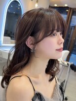 ティア 青山(Tia.)&nbsp;（レイヤーカット/ピンクブラウン/小顔前髪/お顔周りカット）