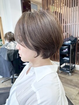 ハーツ(Heart's) 大人可愛い40代50代くびれショートボブ丸みショート