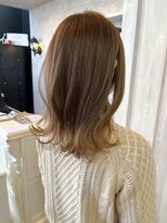 キャアリー(Caary)&nbsp;福山人気ミルクティーベージュ外ハネくびれ20代30代ダメージレス