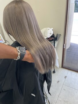 ノア(NOA by KENJE) ブリーチカラー プラチナカラー.