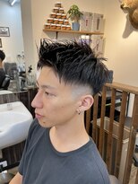 スリーマンズバーバークラブ(THREEMAN'S BARBER CLUB)&nbsp;スキンフェード、アップバングショート