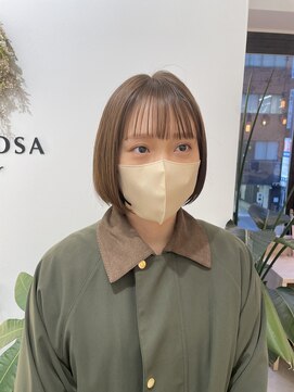 ミモザ(MIMOSA) ミニボブ × オリーブベージュ