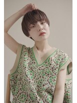 ムク 甲府(muku.)&nbsp;ミディアムヘア/斜めバング/グレージュカラー/甲府駅