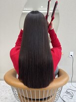 シカ 神戸三宮元町店(Cica)&nbsp;縮毛矯正 三ノ宮 神戸美容室 ストレート 髪質改善 元町 癖毛