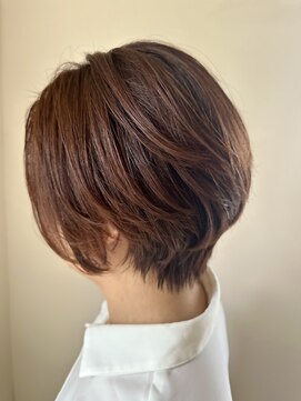 コンフェティ さくら浄水店(Confetti) 前下がりショート