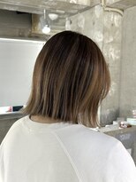 ラック(LUCK)&nbsp;バレイヤージュ/船橋/くすみベージュ/細めハイライト