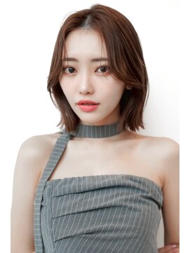 ドットハリス(.Hallis) ミディアムレイヤー/髪質改善/顔周りカット/原宿