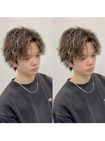 ブライト(BRIGHT)&nbsp;センターパートツイストスパイラルパーマ