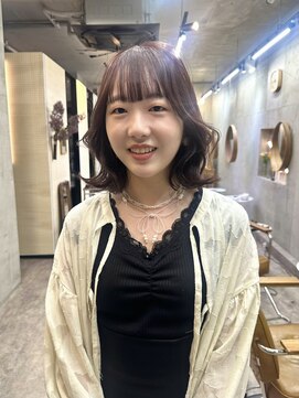 バド(bado) ピンクブラウン/透明感カラー／レイヤーカット／髪質改善/本町