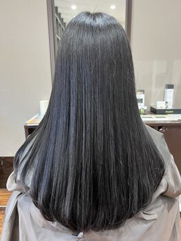 リベルタ(liberta)の写真/【inborn取り扱い】スパとの相性抜群◎カラーやパーマで傷んだダメージを徹底補修！潤い溢れる仕上がりに。