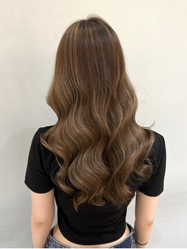 ブリーチなしでできるアッシュブラウンカラー