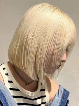 メゾンアクア 表参道(Maison ACQUA) レイヤーボブ/切りっぱなしボブ/ブロンドボブ/ハイトーンボブ