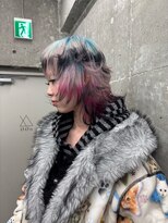 オーン 渋谷(OOn)&nbsp;アイスブルーとピンクとブラックデザイン