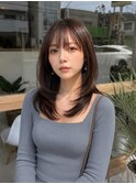 ナチュラルレイヤーカット×艶感カラー