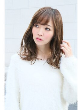 ロエナ(ROENA) 20代30代40代50代小顔カット黒髪ワンレンボブルフネビージュ前髪