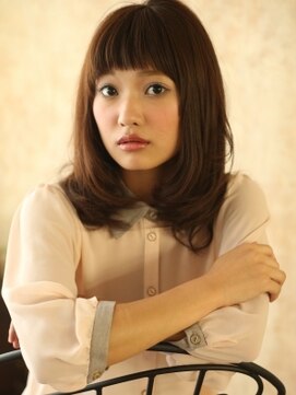 エマージュ 蒲田(Emerge) マッシュバングのナテュラルミディアム