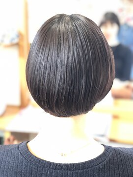 ヘアーアンドスパ ロココ(HAIR&SPA ROCOCO) スッキリボブ