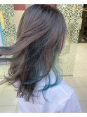 ブルーカラーのイヤリングカラーミディアムヘア錦糸町北口
