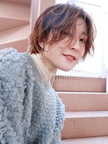 アイティー バイ アルバム 浦和店(IT by ALBUM)&nbsp;カジュアル丸みショート_オリーブカラーハイライトカラー_37062